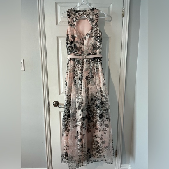 Eliza floral dress - Picture 2 of 2